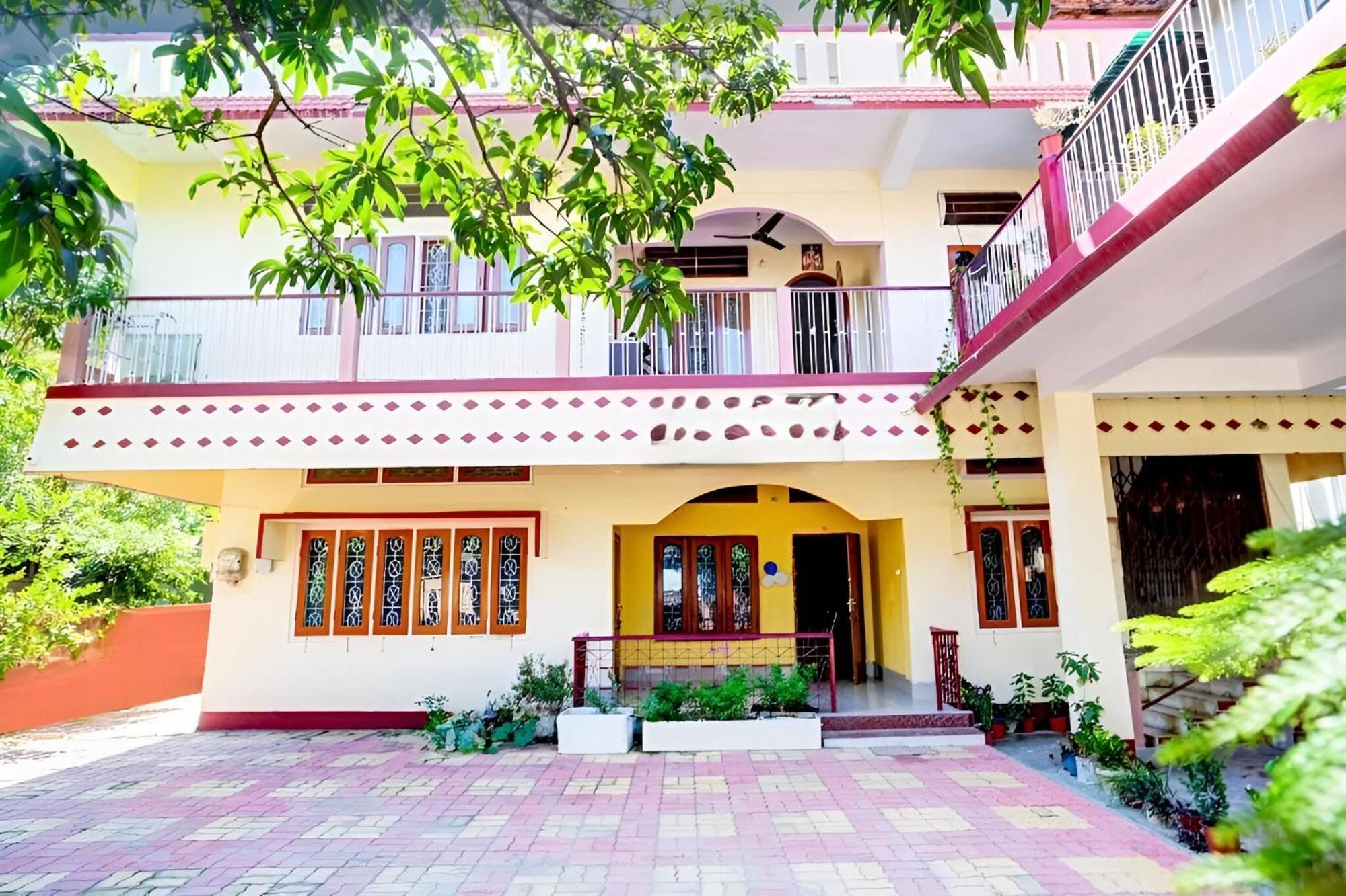 Capital Heritage Homestay Guwahati Dış mekan fotoğraf